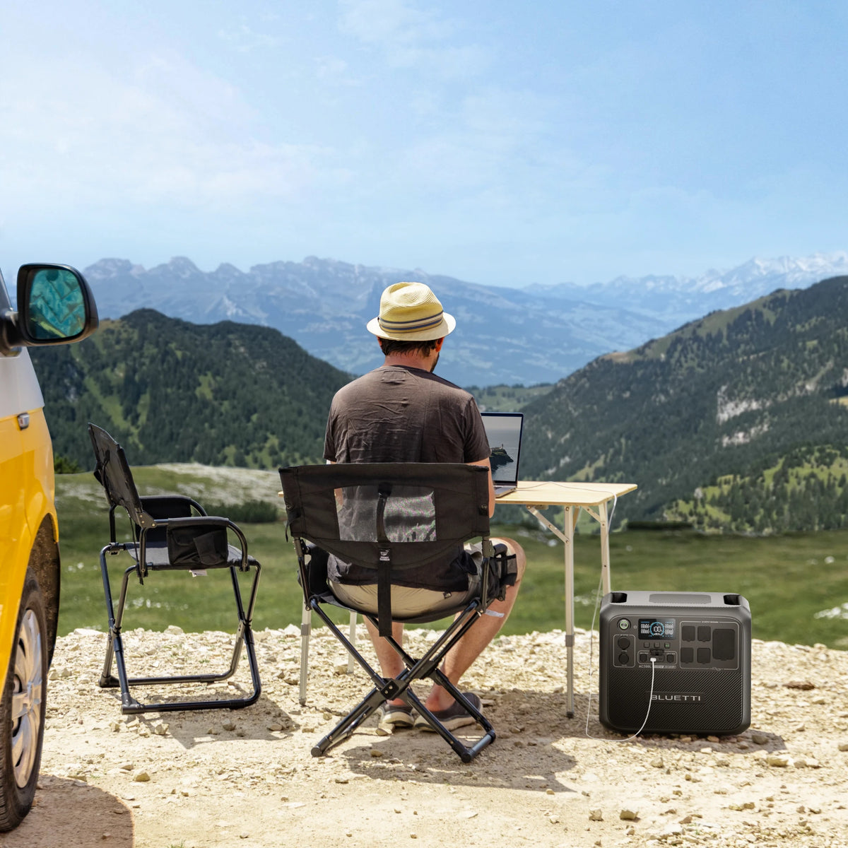 BLUETTI AC200L Portable Power Station | 2,400W, 2,048Wh