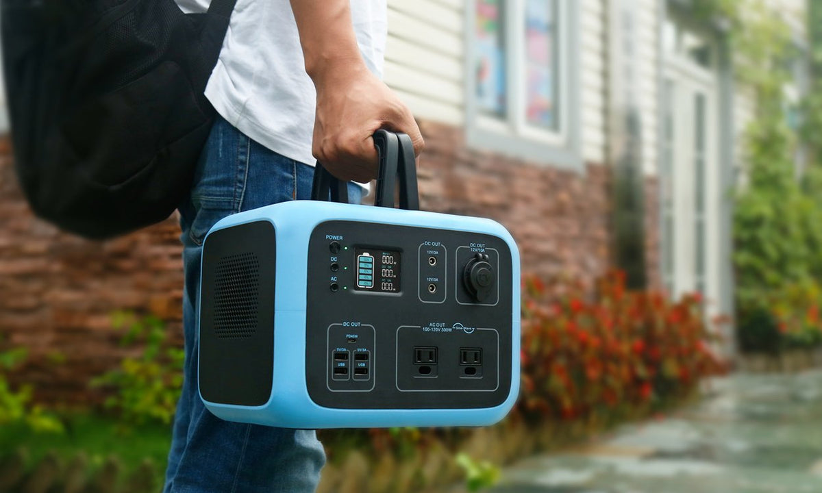 bluetti ac50s portable solar power generator